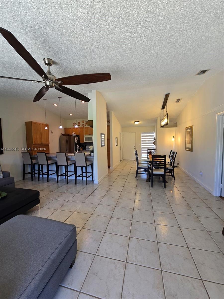 BOYNTON LAKES 3 - Residential Lease