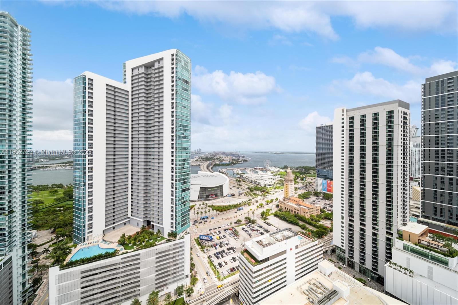 851 NE 1st Ave 3107