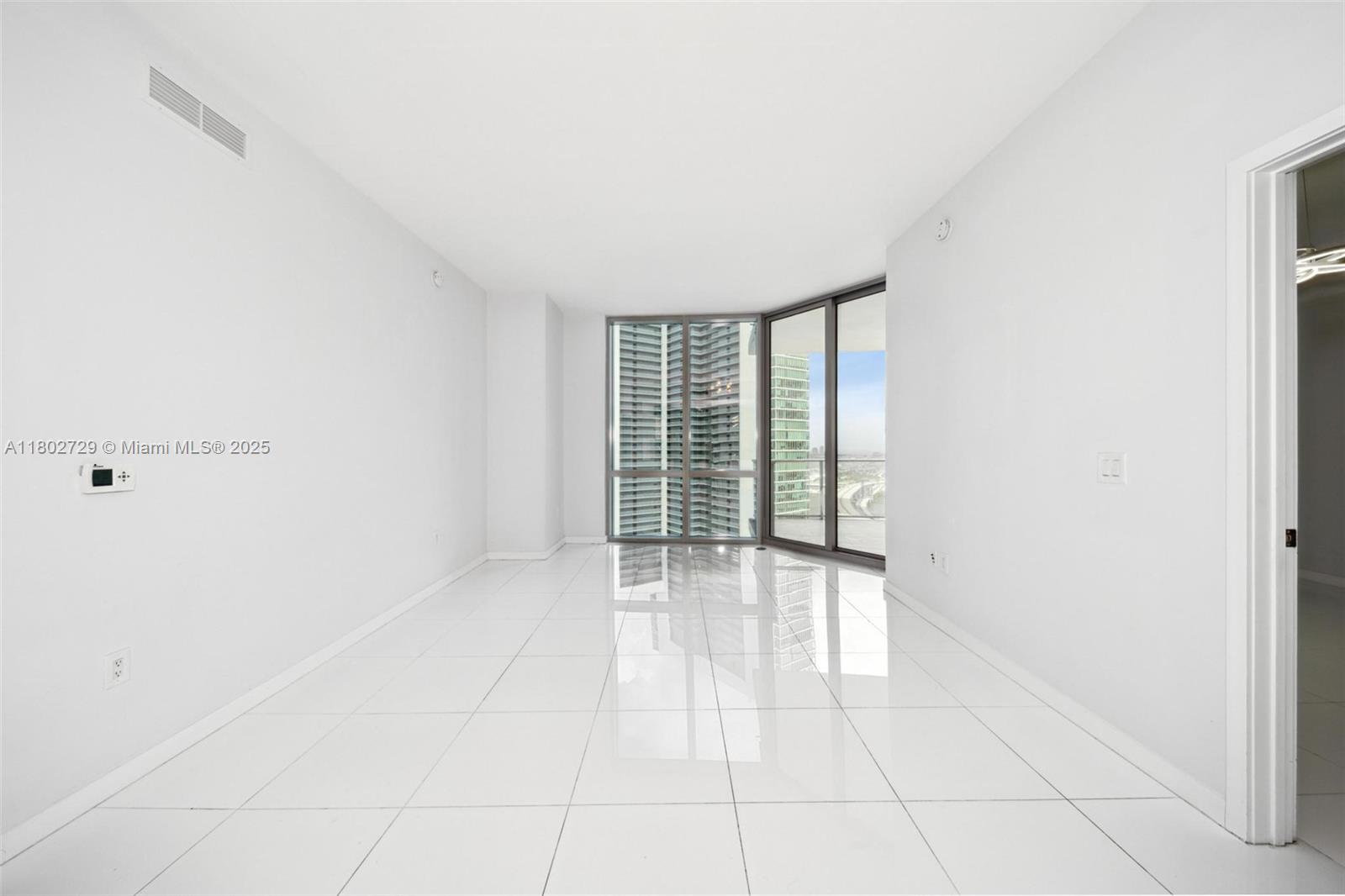 PARAMOUNT MIAMI WORLDCENT - Residential