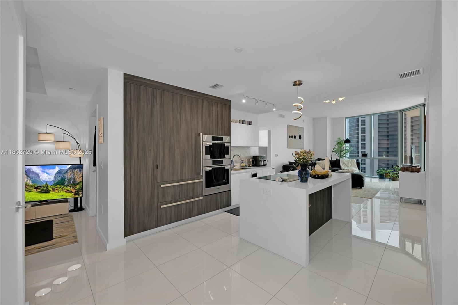 851 Ne 1st Ave 3107, Miami, Broward County, Florida - 2 Bedrooms  
3 Bathrooms - 