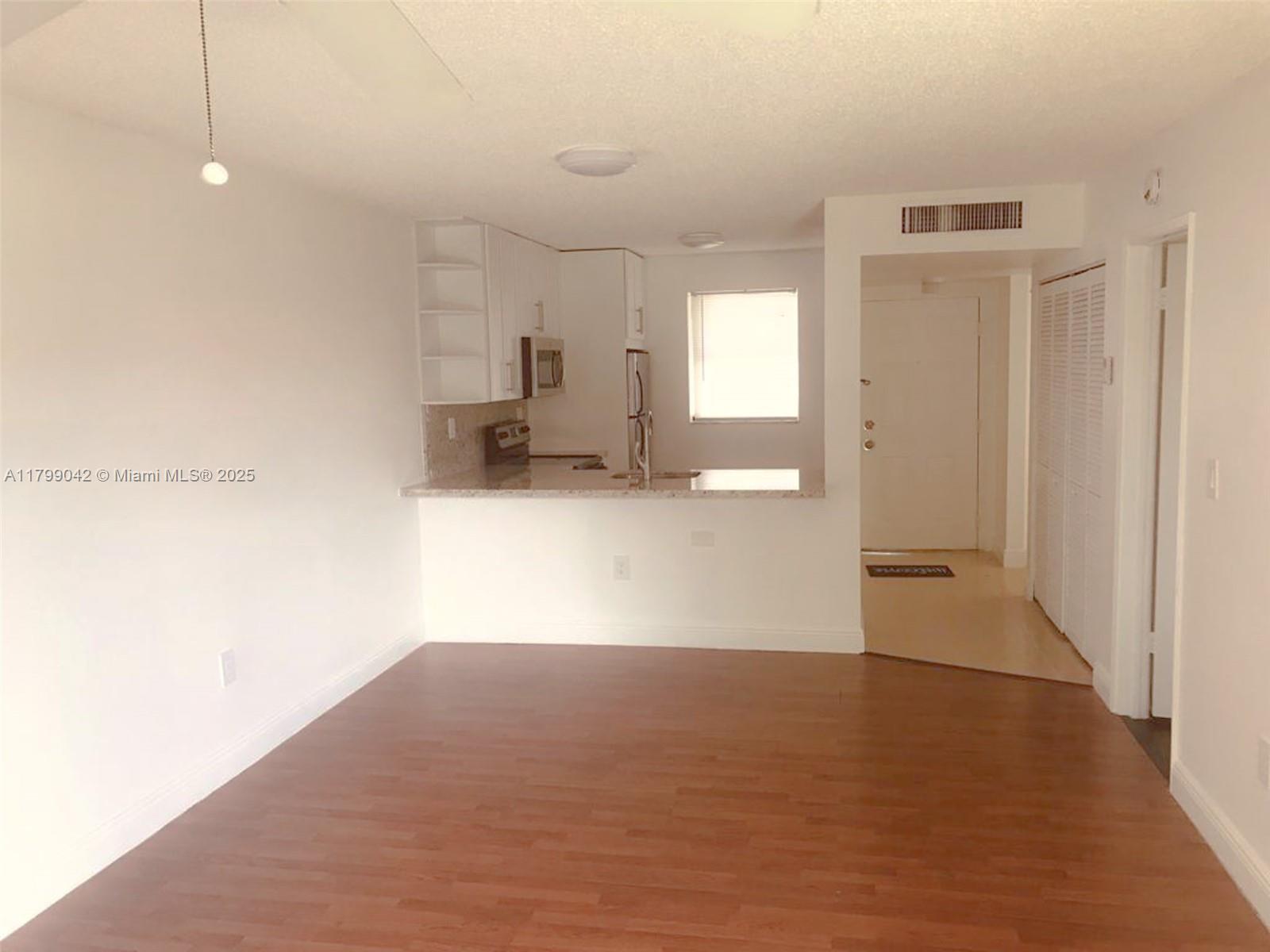 9833 Nob Hill Ct 9833