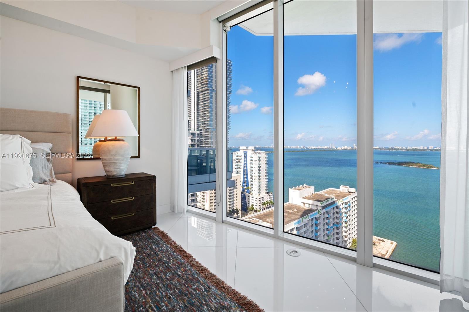 PARAMOUNT BAY CONDO - Residential