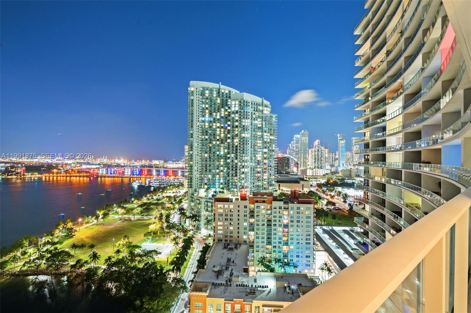 PARAMOUNT BAY CONDO - Residential