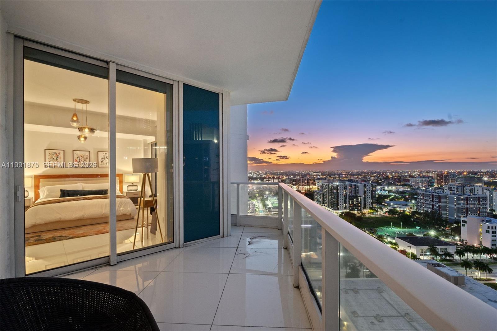 PARAMOUNT BAY CONDO - Residential