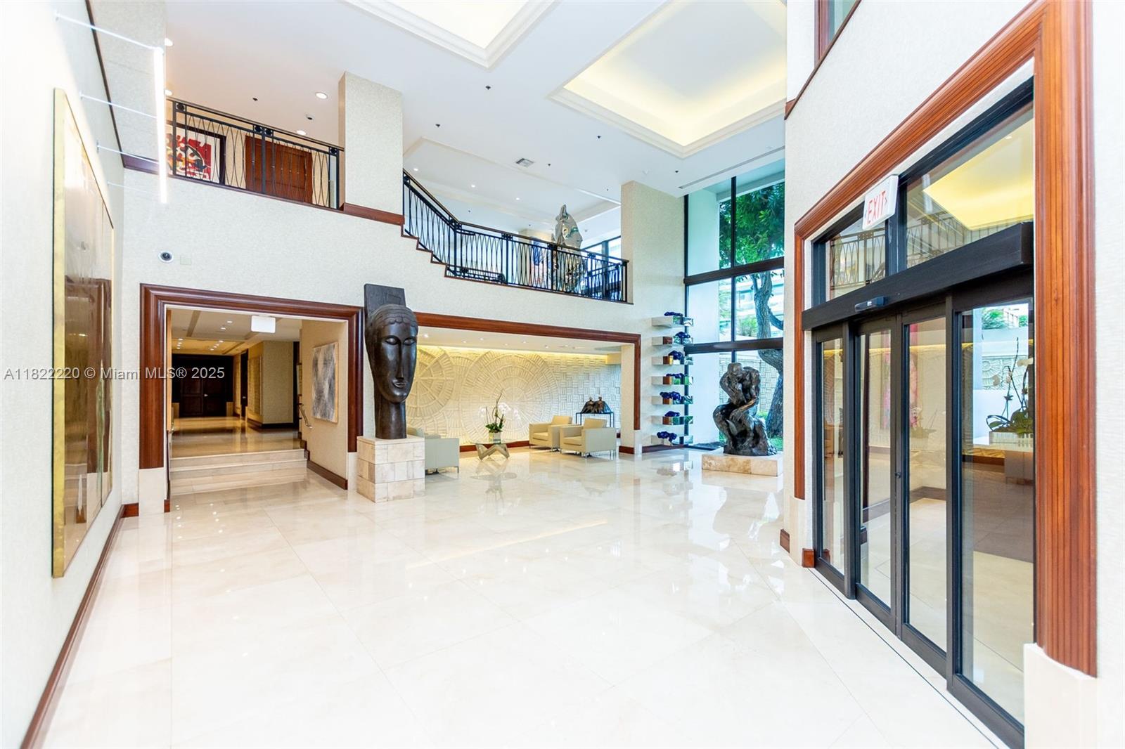 KENILWORTH CONDO - Residential