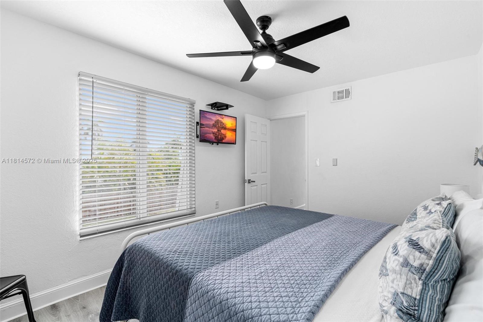 KIMBERLY LAKE VILLAS - Residential