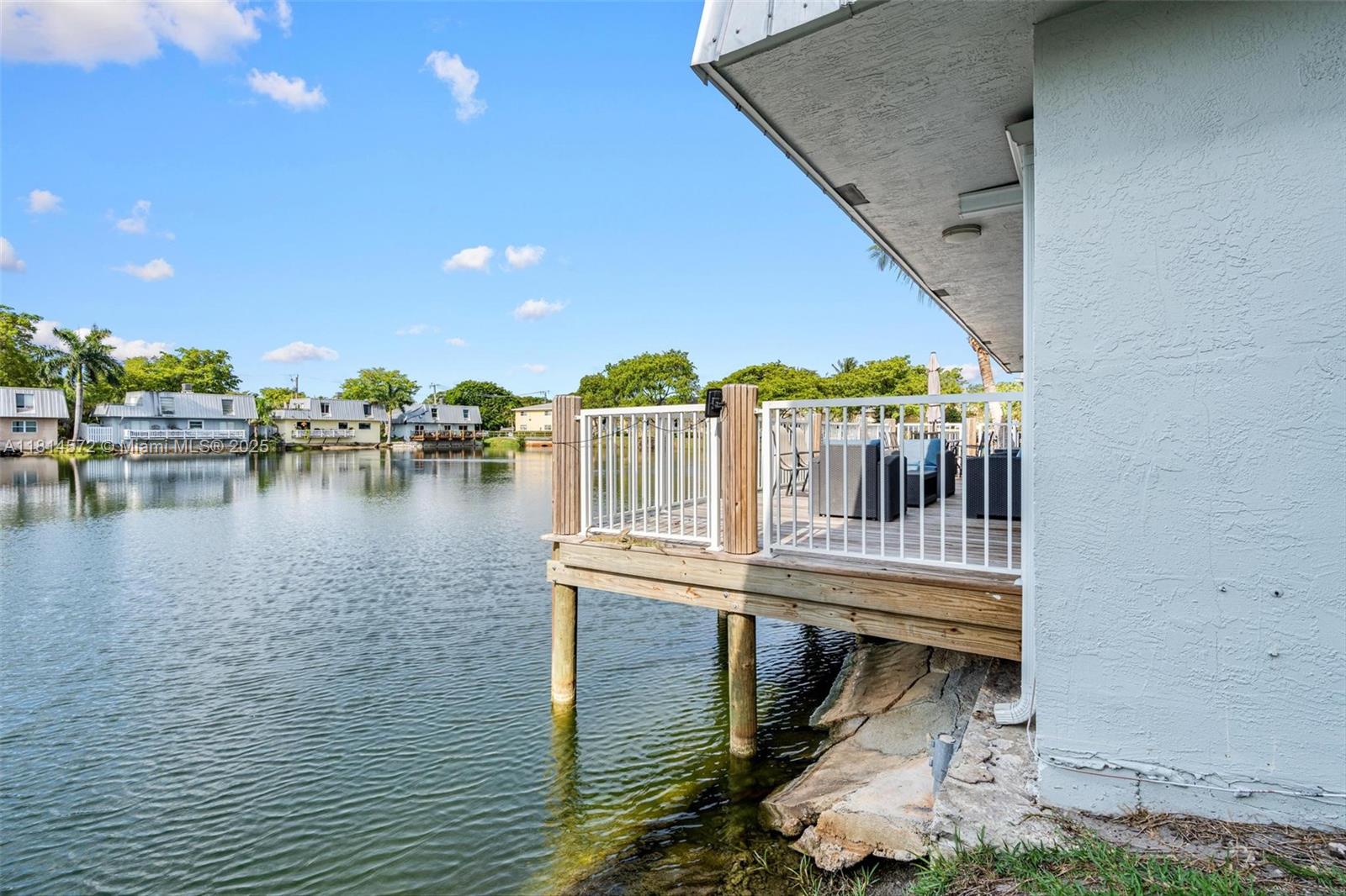 KIMBERLY LAKE VILLAS - Residential