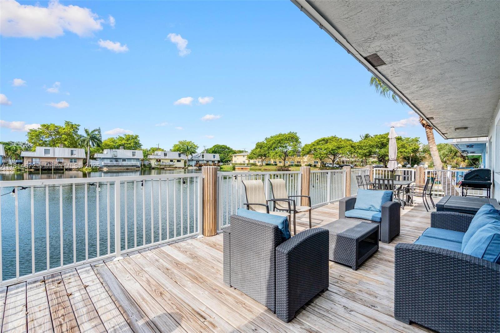 KIMBERLY LAKE VILLAS - Residential
