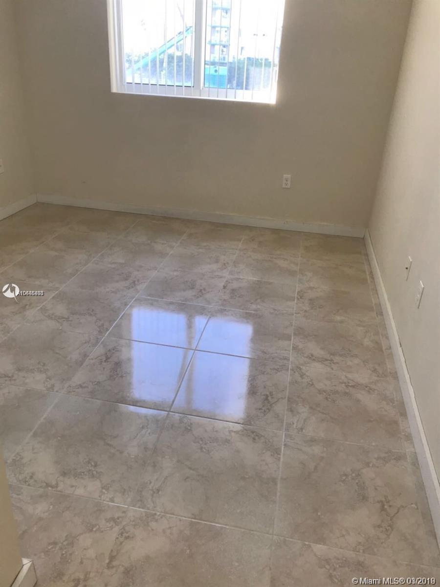 23 BISCAYNE BAY CONDO - Residential Lease