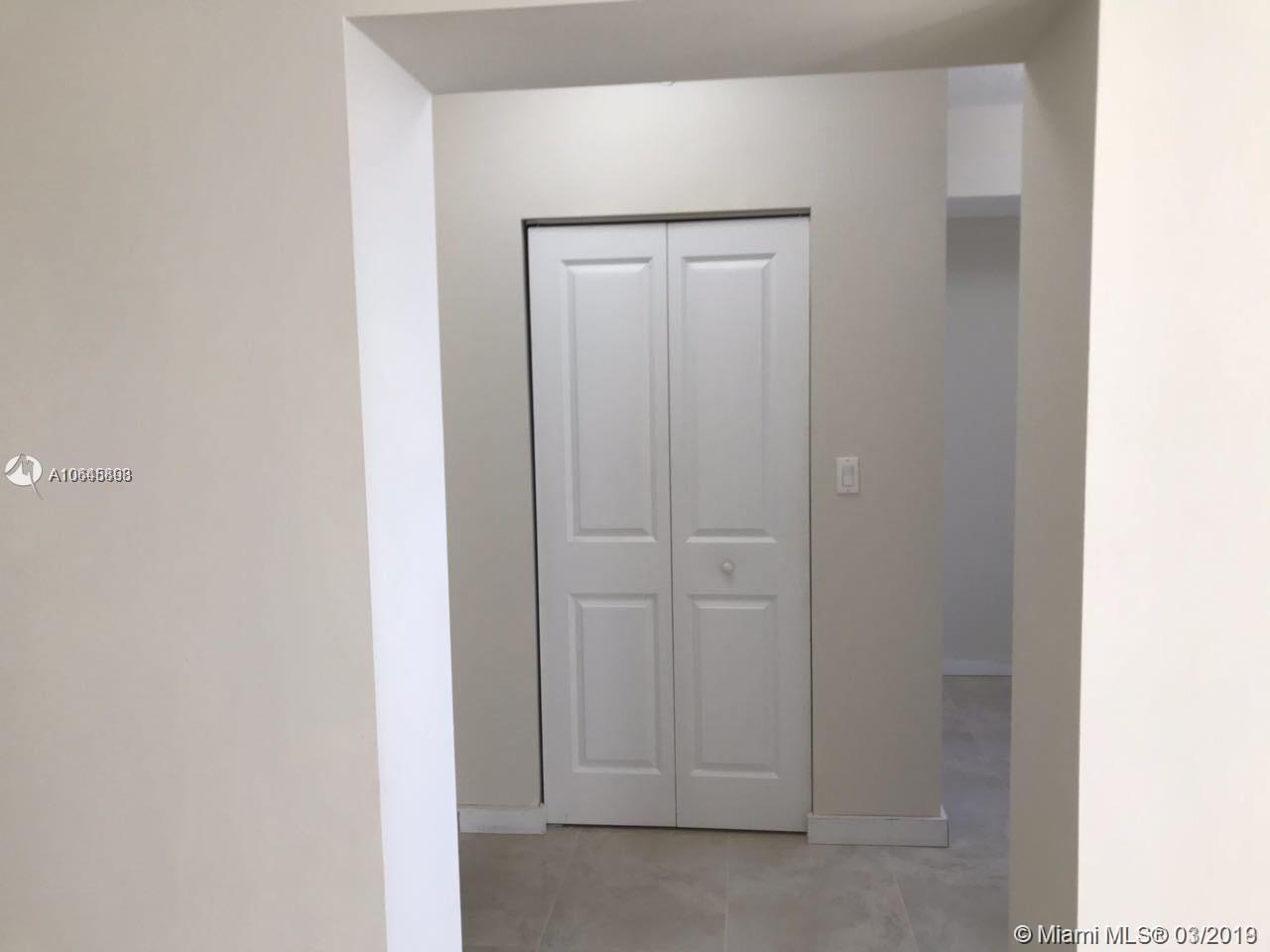 23 BISCAYNE BAY CONDO - Residential Lease