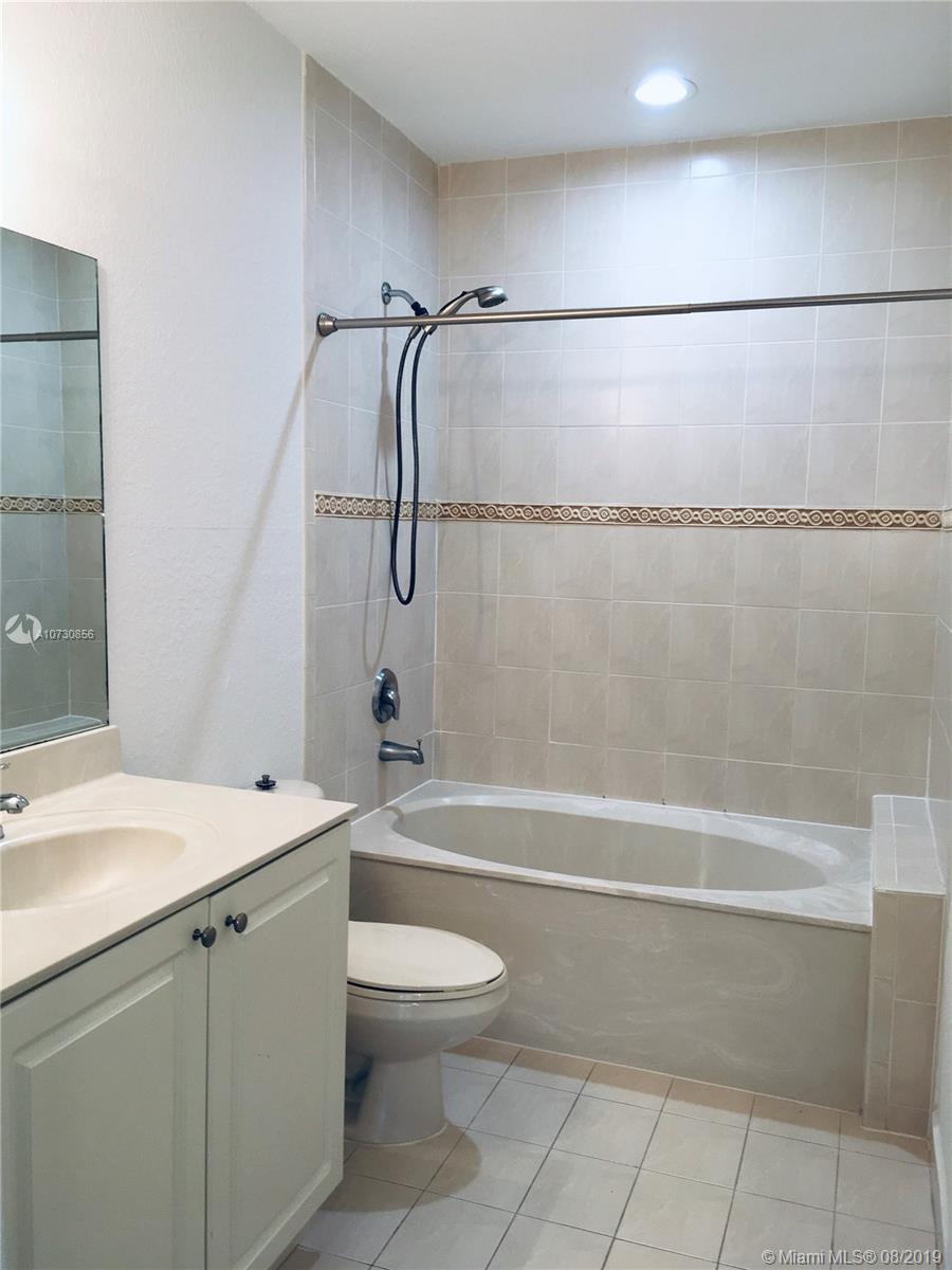 BREEZE OF GALLOWAY CONDO - Residential Lease