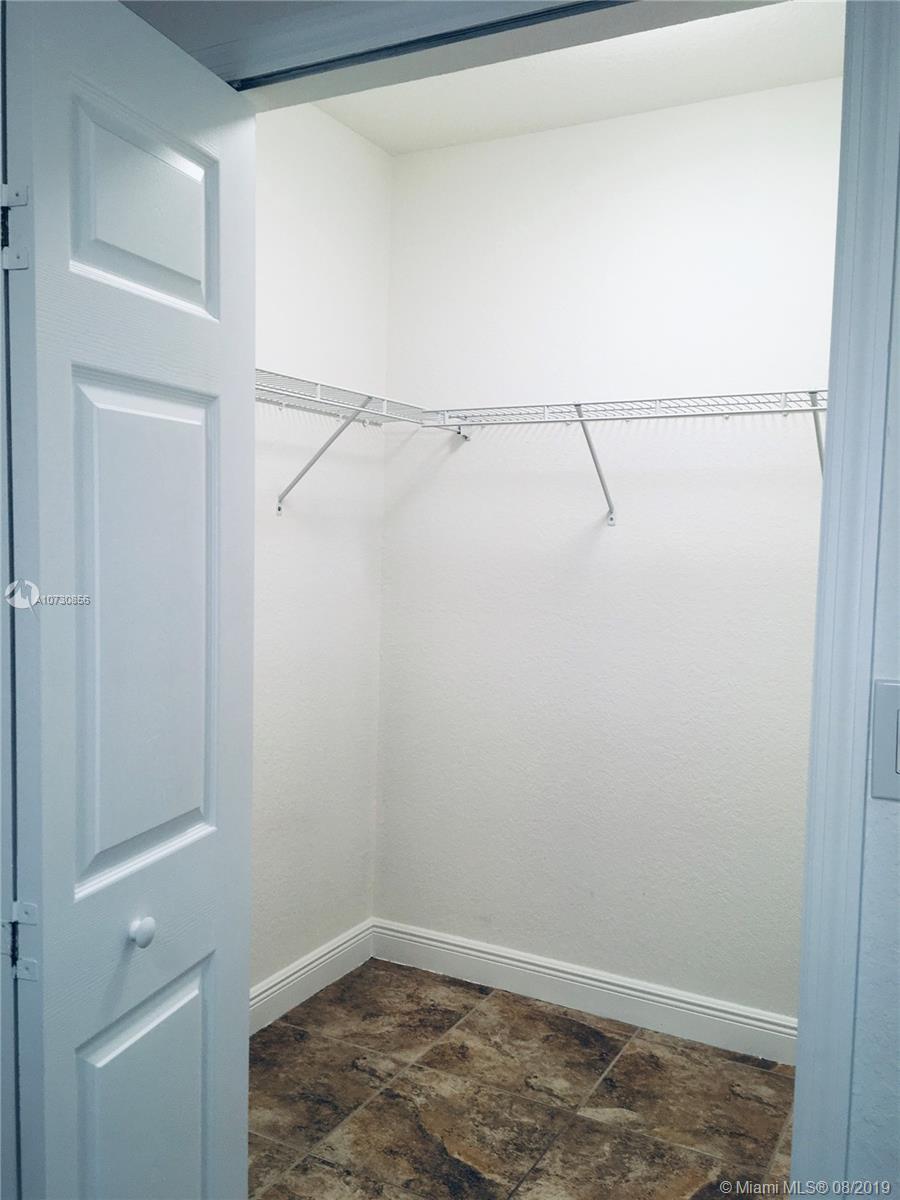 BREEZE OF GALLOWAY CONDO - Residential Lease