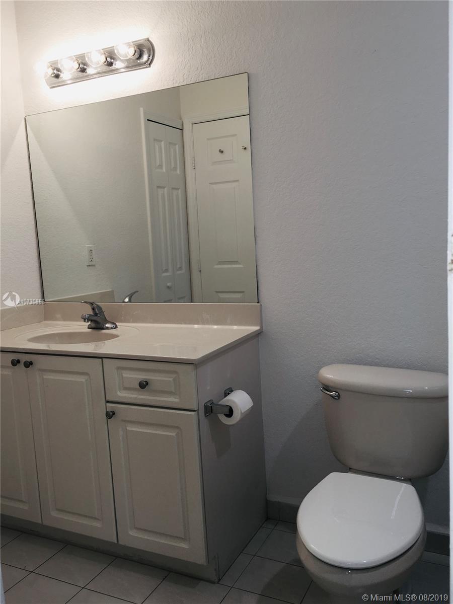 BREEZE OF GALLOWAY CONDO - Residential Lease