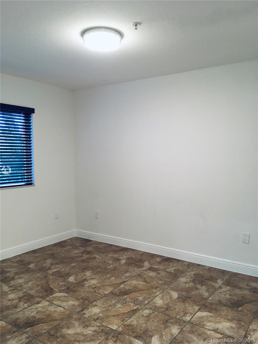 BREEZE OF GALLOWAY CONDO - Residential Lease