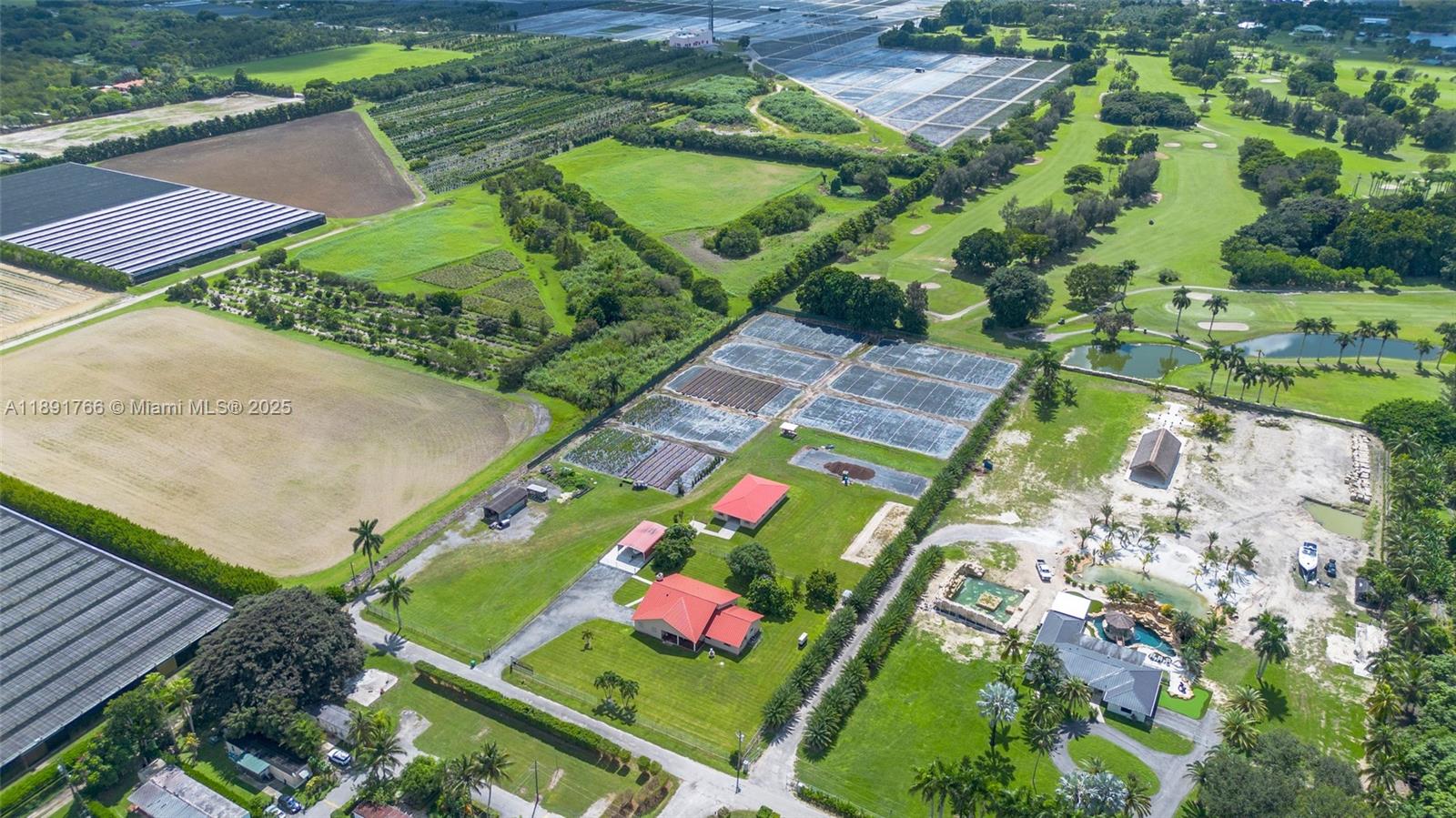 The Redlands - Residential