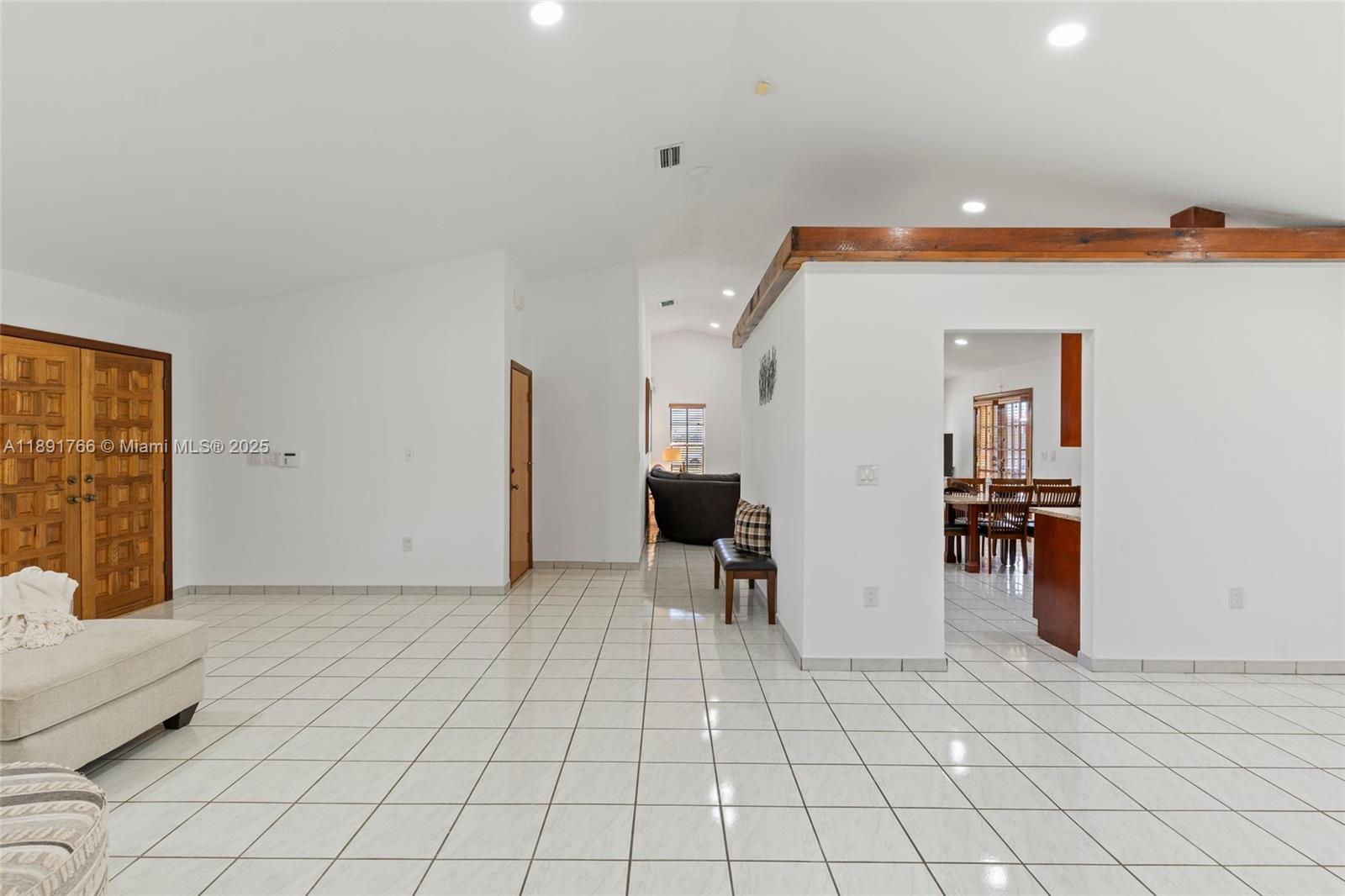 The Redlands - Residential