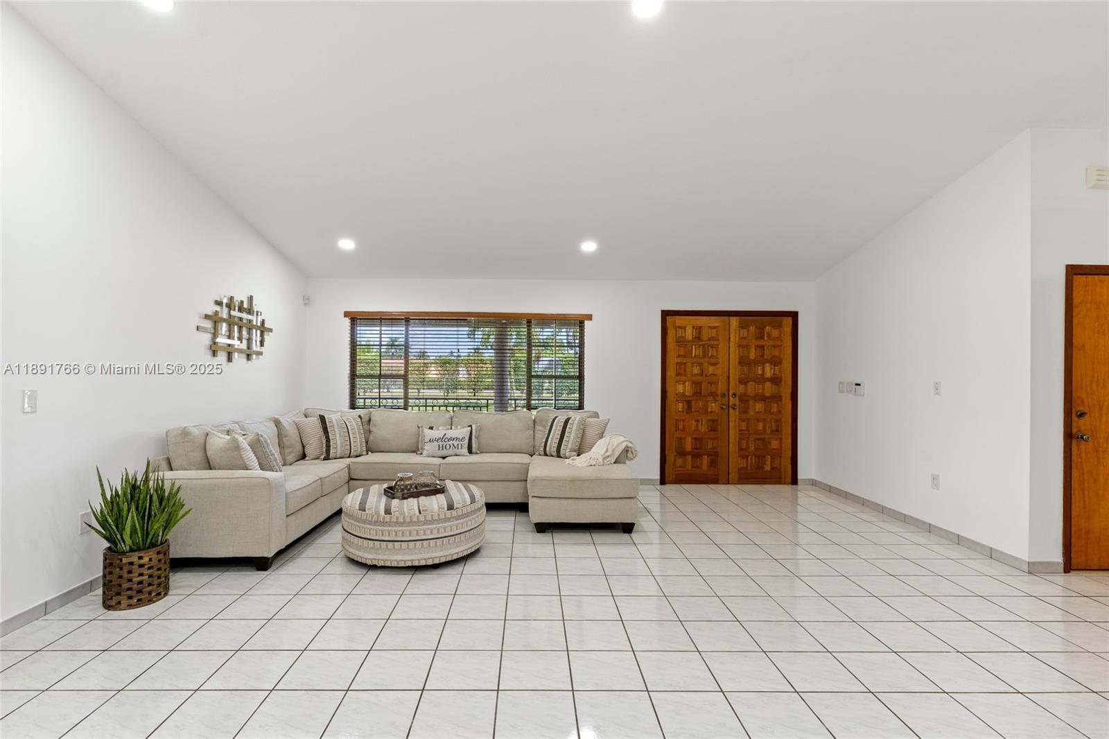 The Redlands - Residential