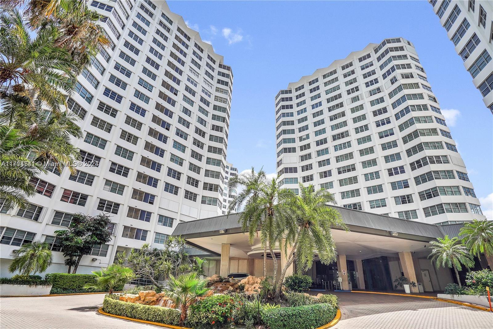 Property for Sale at 999 Brickell Bay Dr 711, Miami, Broward County, Florida - Bedrooms: 2 
Bathrooms: 2  - $415,000