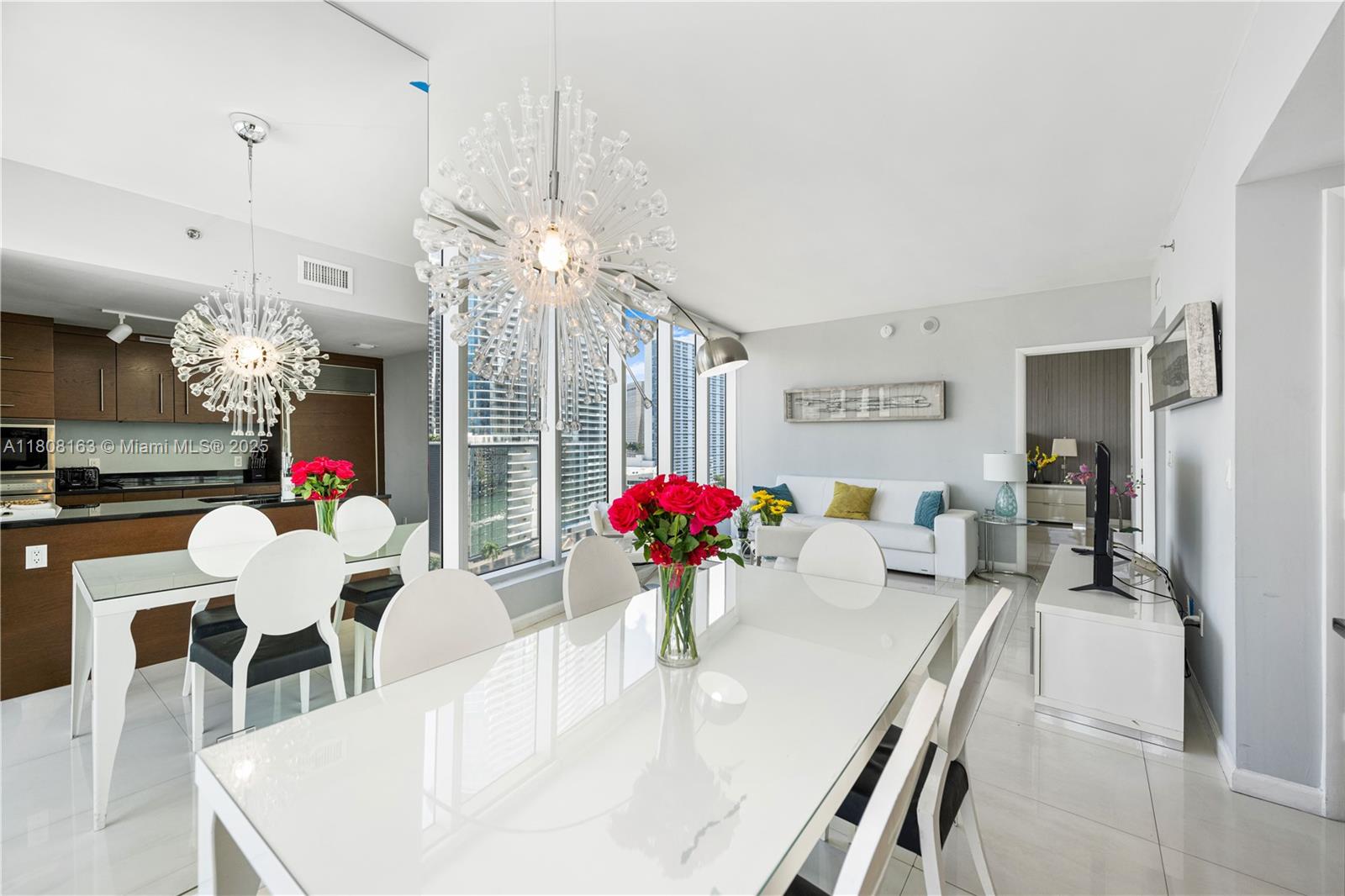 485 Brickell Ave 1604