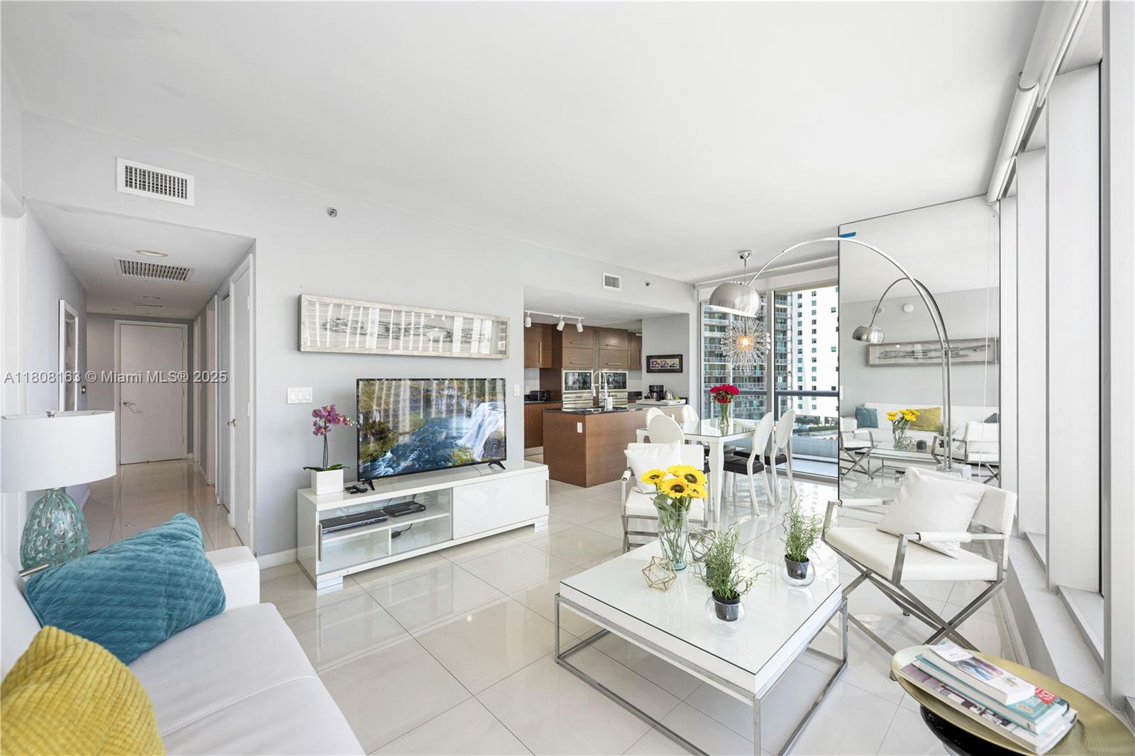 485 Brickell Ave 1604