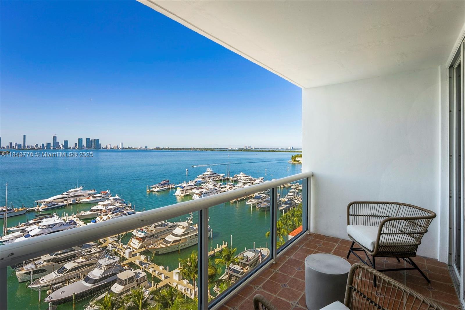 1800 Sunset Harbour Dr 1208