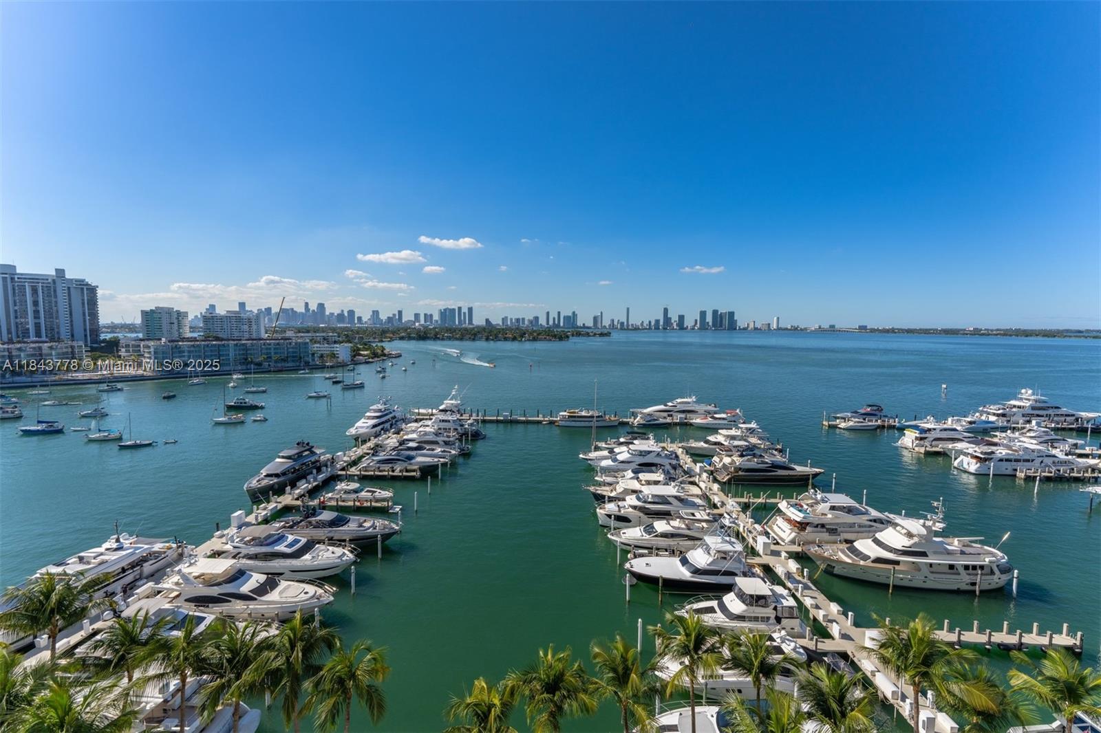 1800 Sunset Harbour Dr 1208