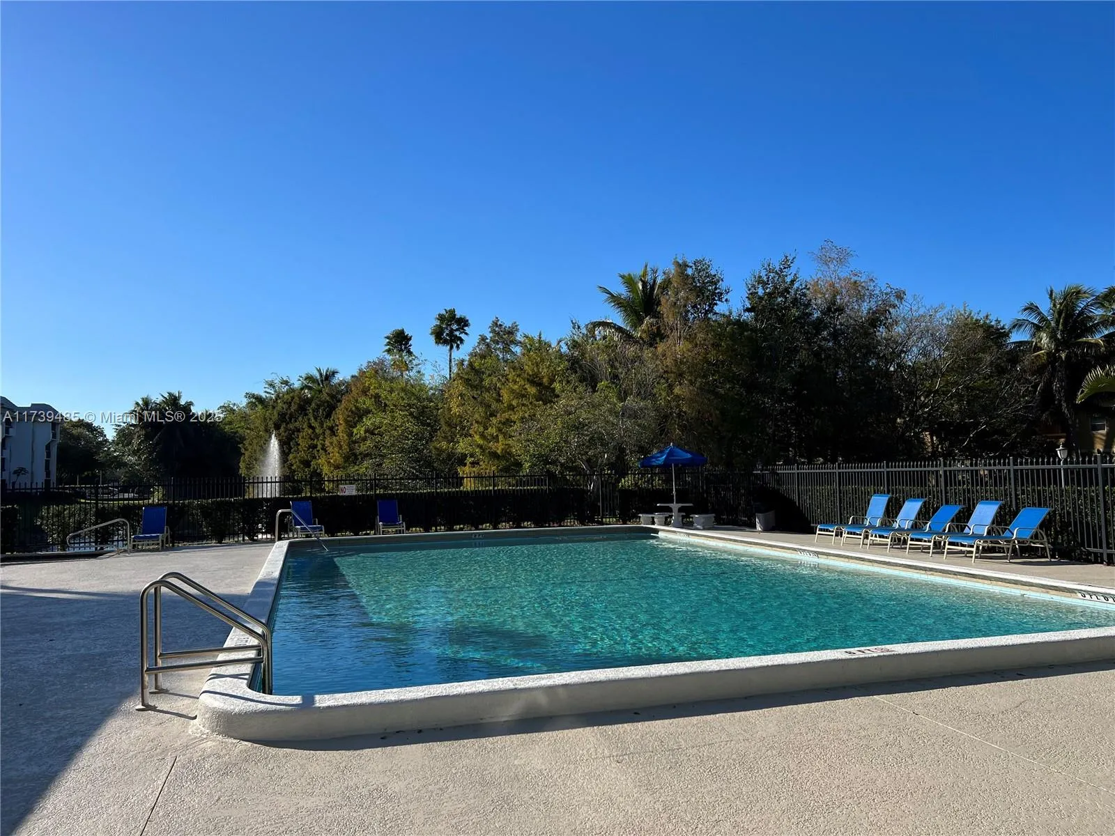 Plantation, Florida 33324, United States, 2 Bedrooms Bedrooms, ,2 BathroomsBathrooms,Residential,Active,8967