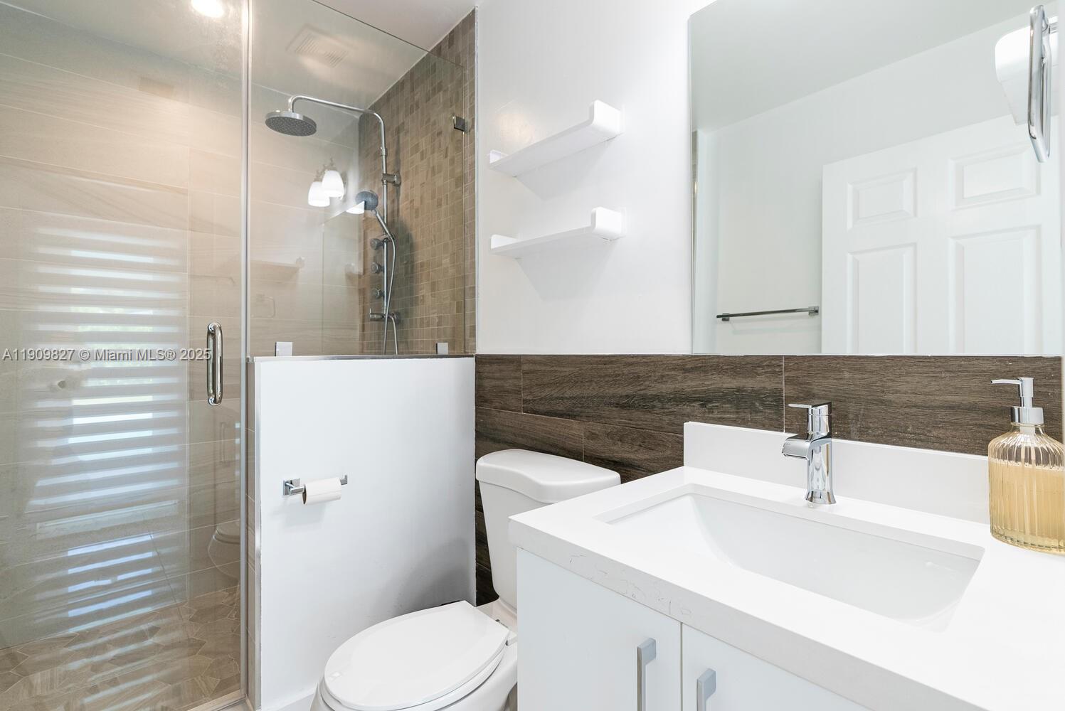 WHISPERING PINES ESTATES - Residential Lease