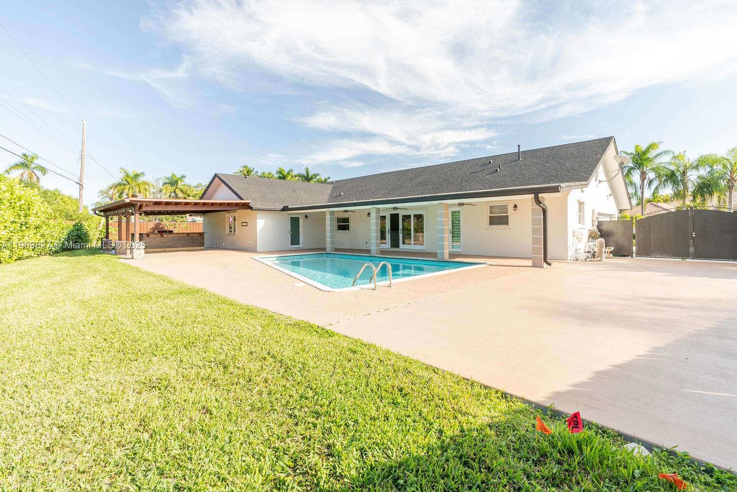 WHISPERING PINES ESTATES - Residential Lease