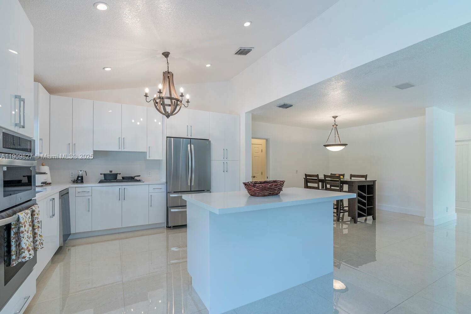 WHISPERING PINES ESTATES - Residential Lease