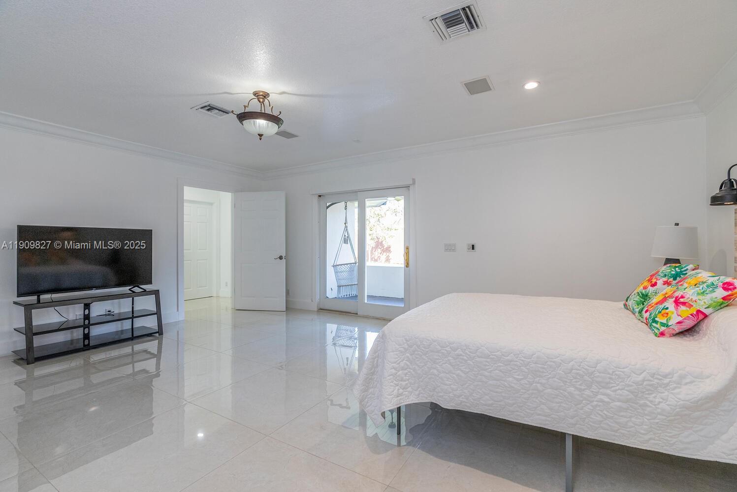 WHISPERING PINES ESTATES - Residential Lease