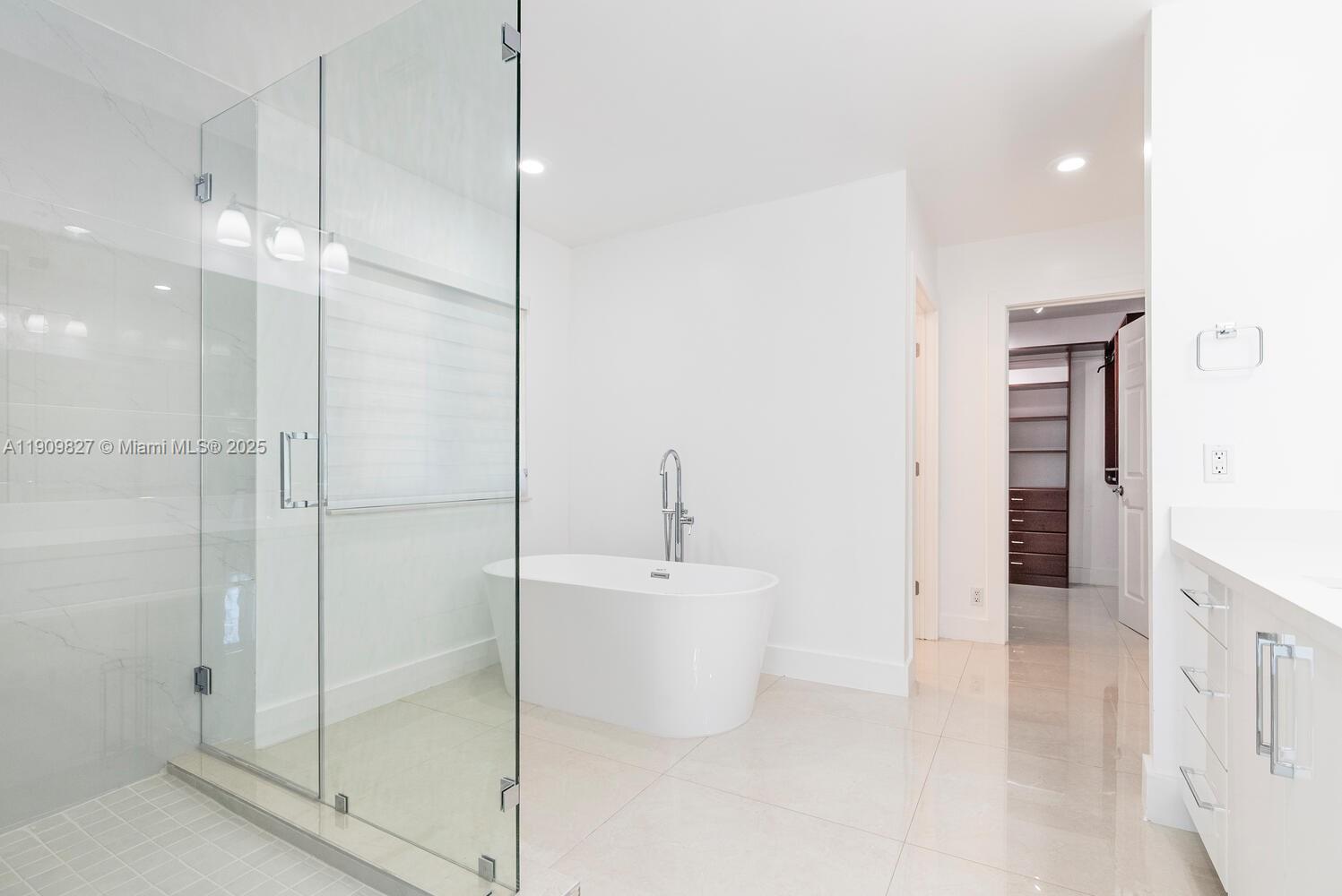 WHISPERING PINES ESTATES - Residential Lease