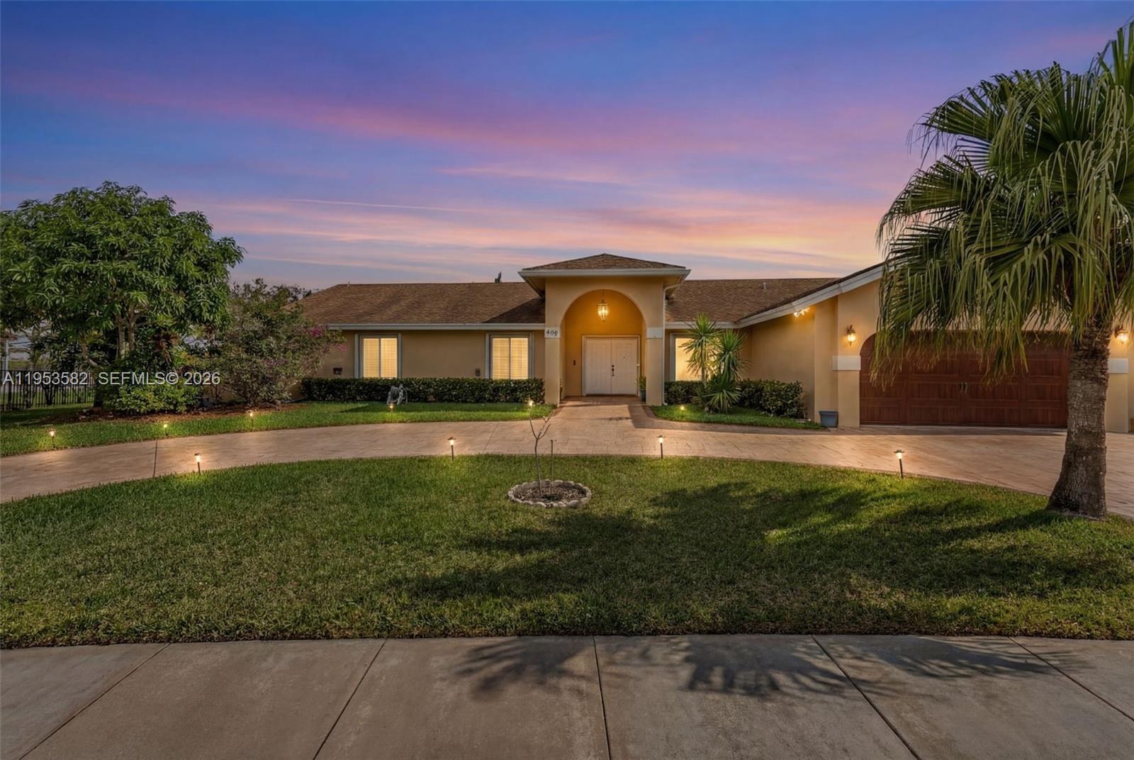 CHAPEL TRAIL REPLAT SECTI - Residential