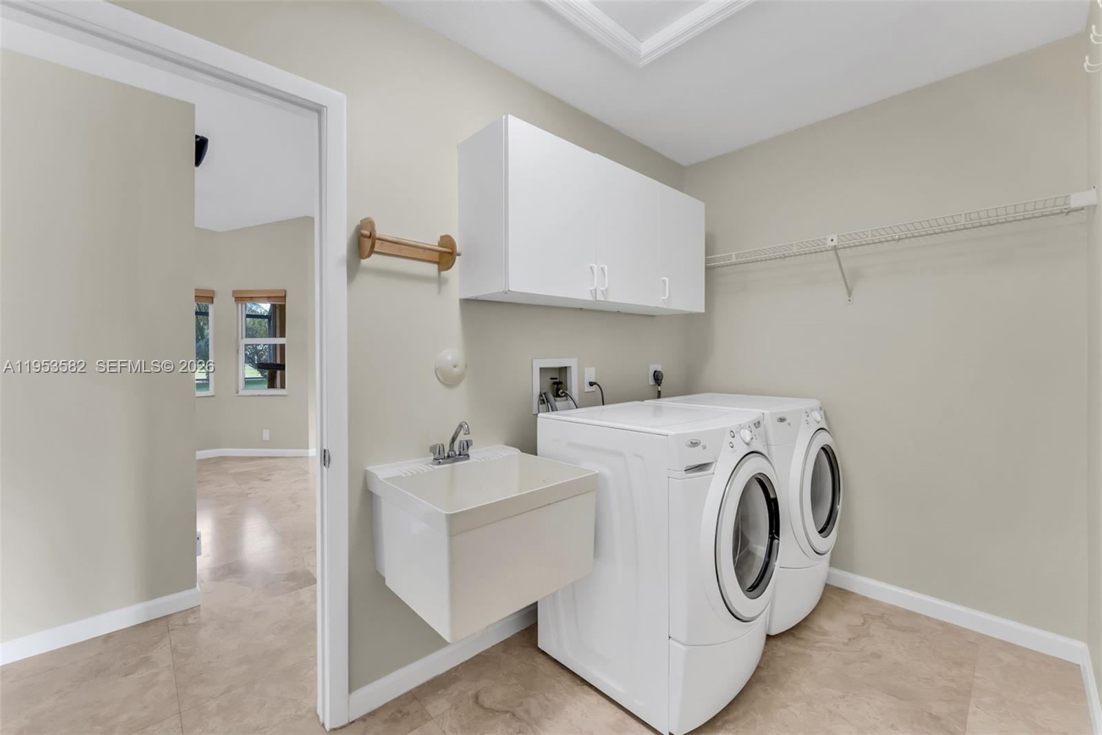 CHAPEL TRAIL REPLAT SECTI - Residential