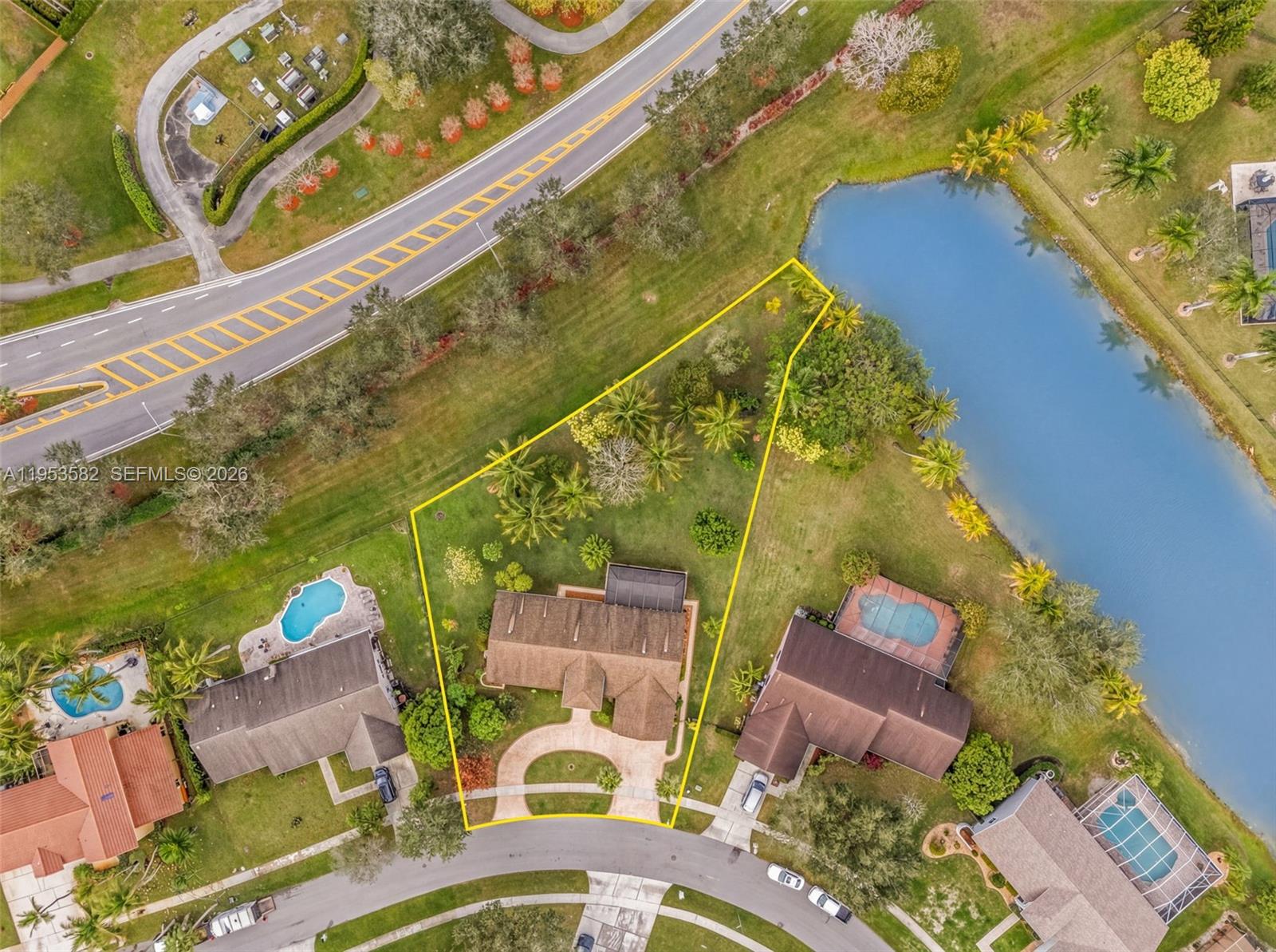 CHAPEL TRAIL REPLAT SECTI - Residential