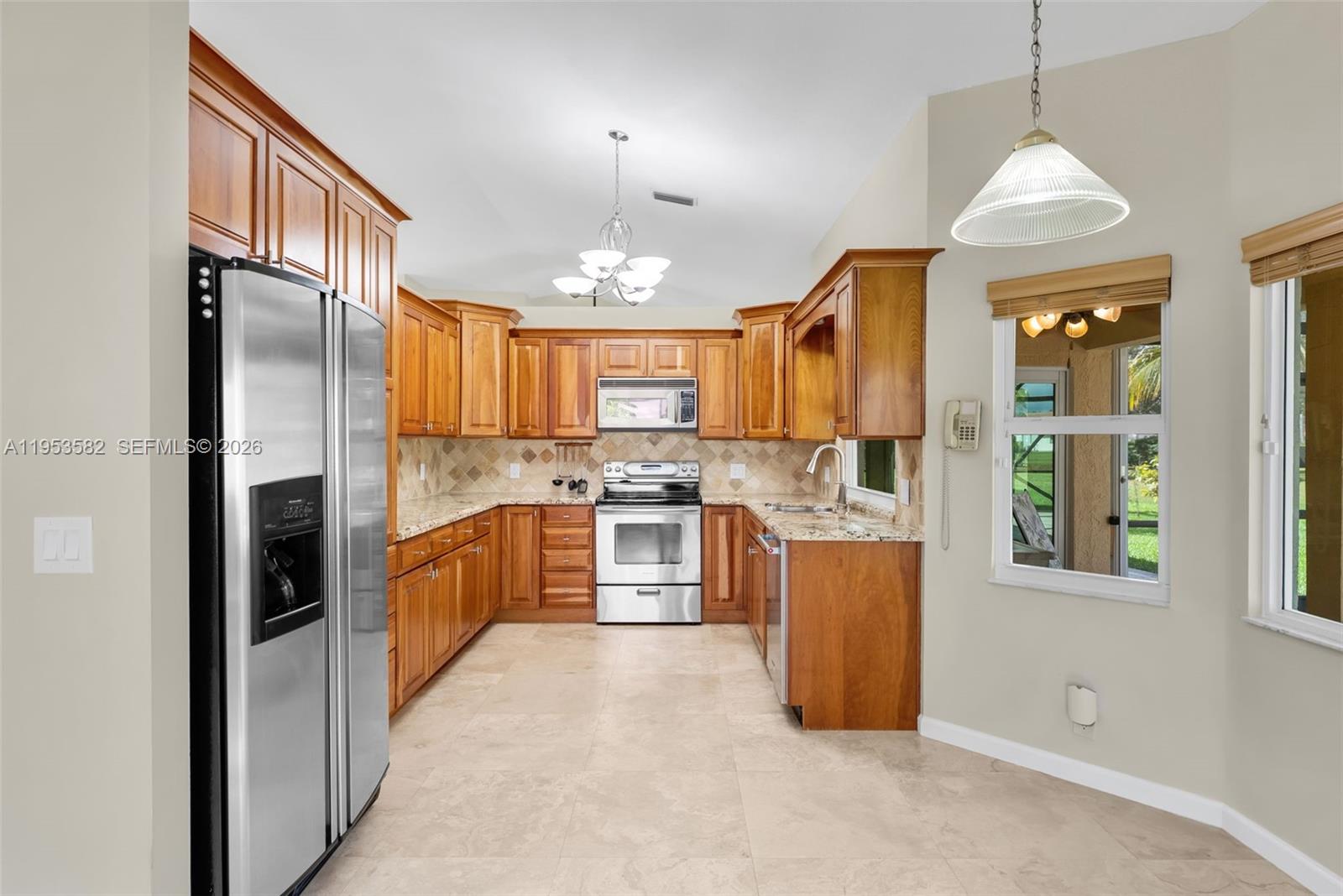 CHAPEL TRAIL REPLAT SECTI - Residential