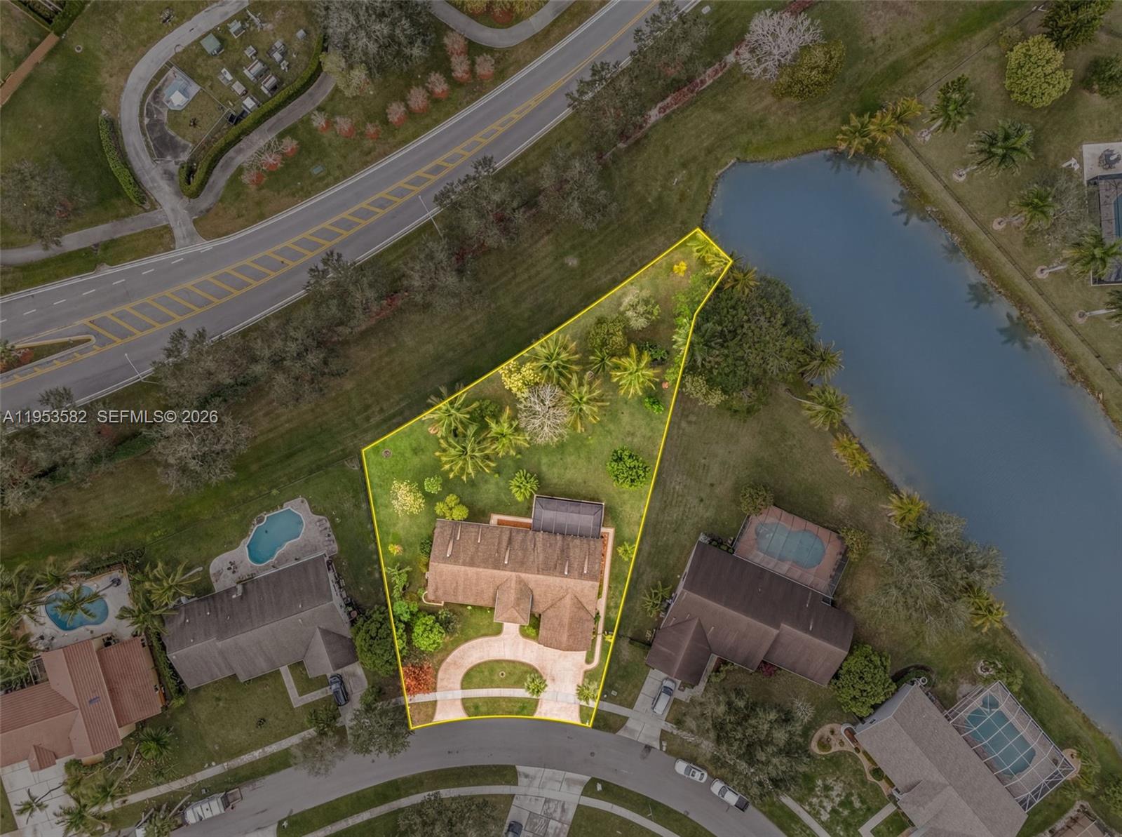 CHAPEL TRAIL REPLAT SECTI - Residential