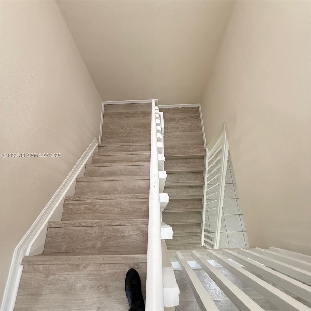 KENDALLAND - Residential Lease