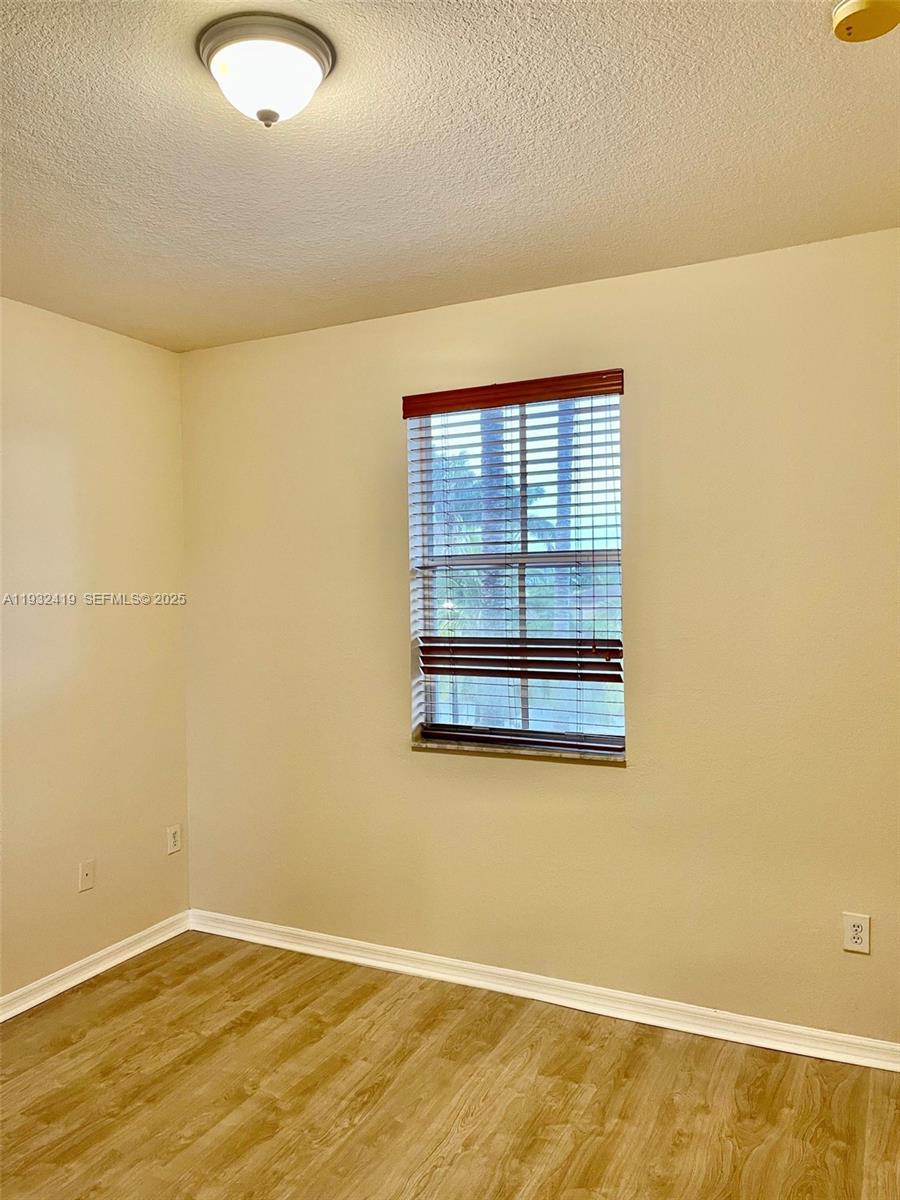 KENDALLAND - Residential Lease