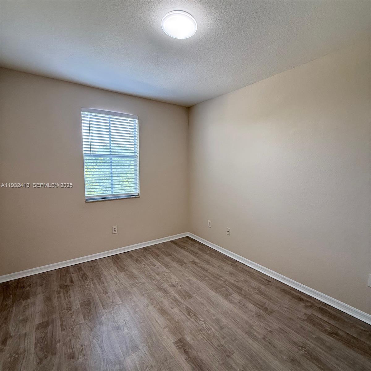 KENDALLAND - Residential Lease