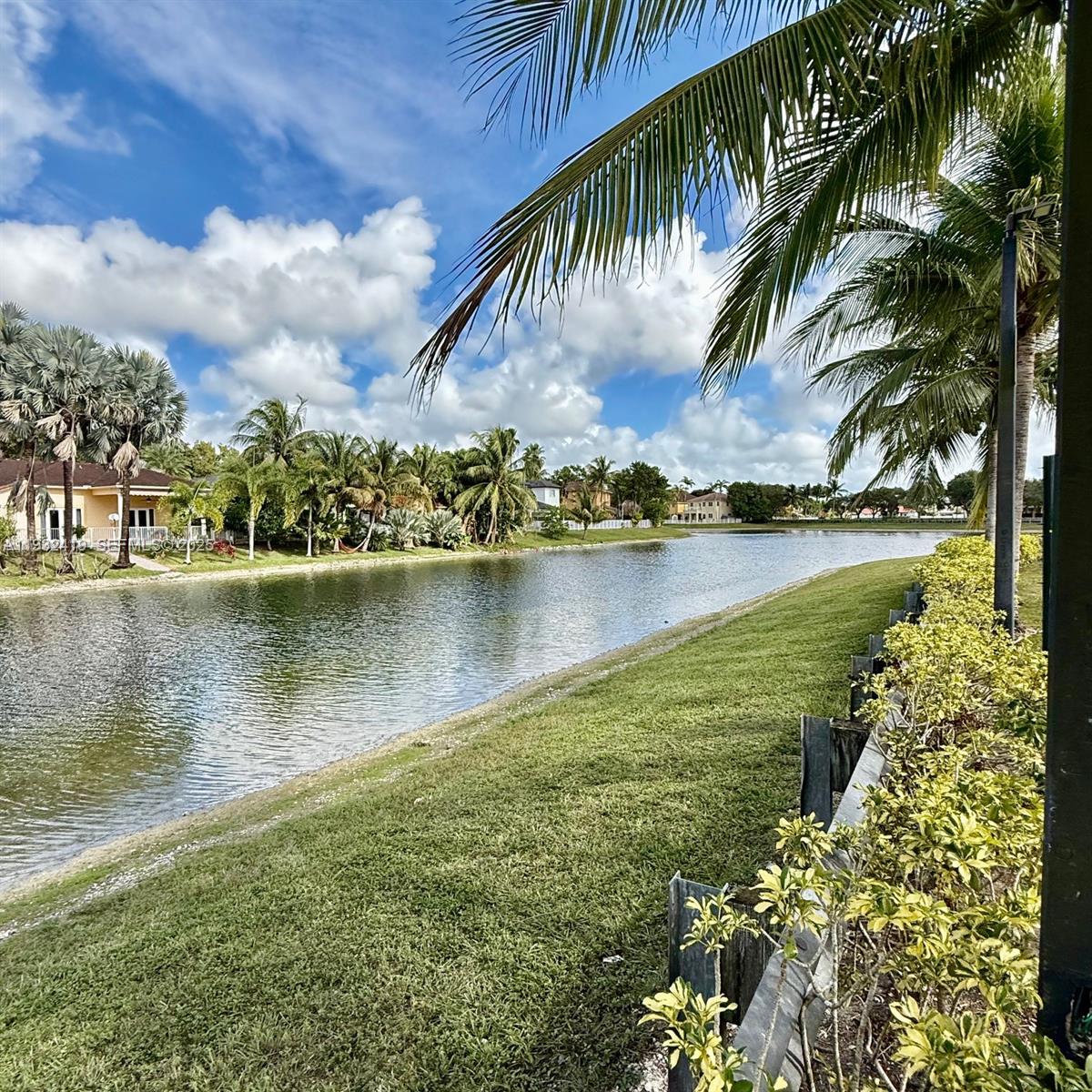 KENDALLAND - Residential Lease