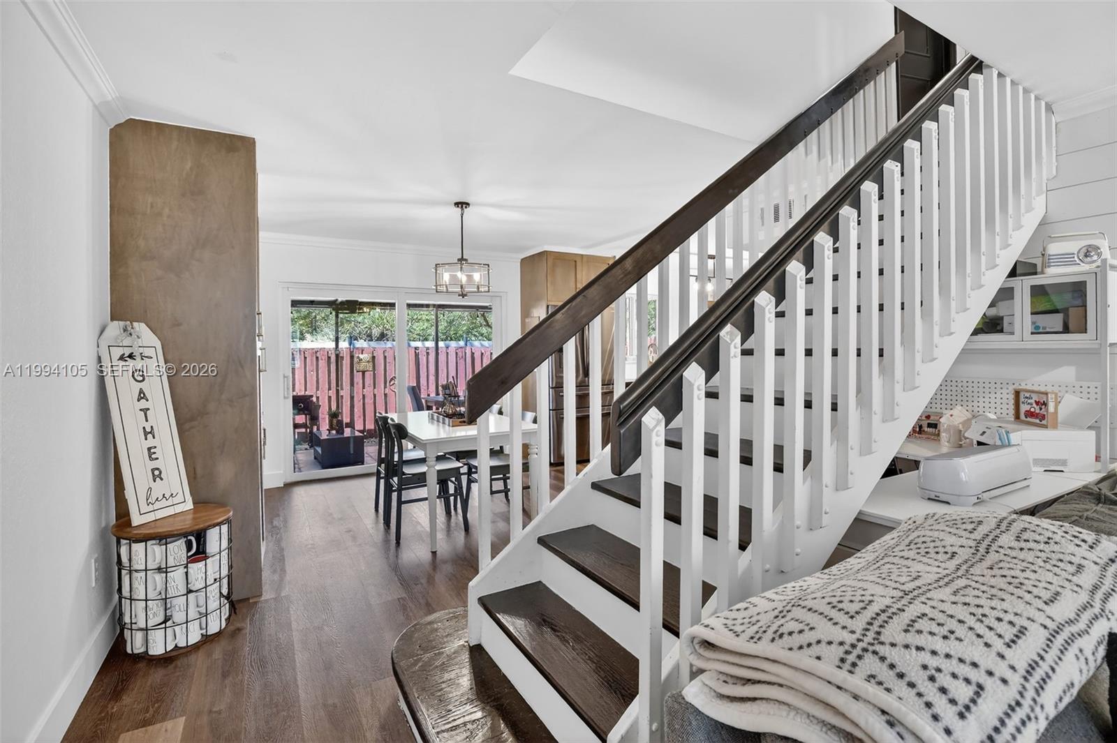 FLAMINGO GARDENS - Residential