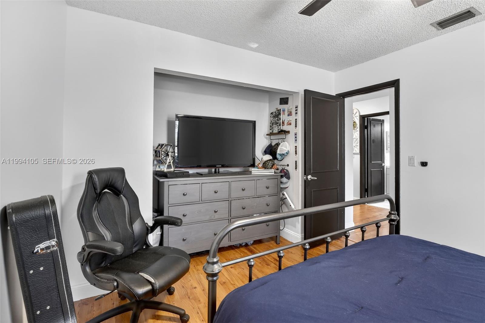 FLAMINGO GARDENS - Residential