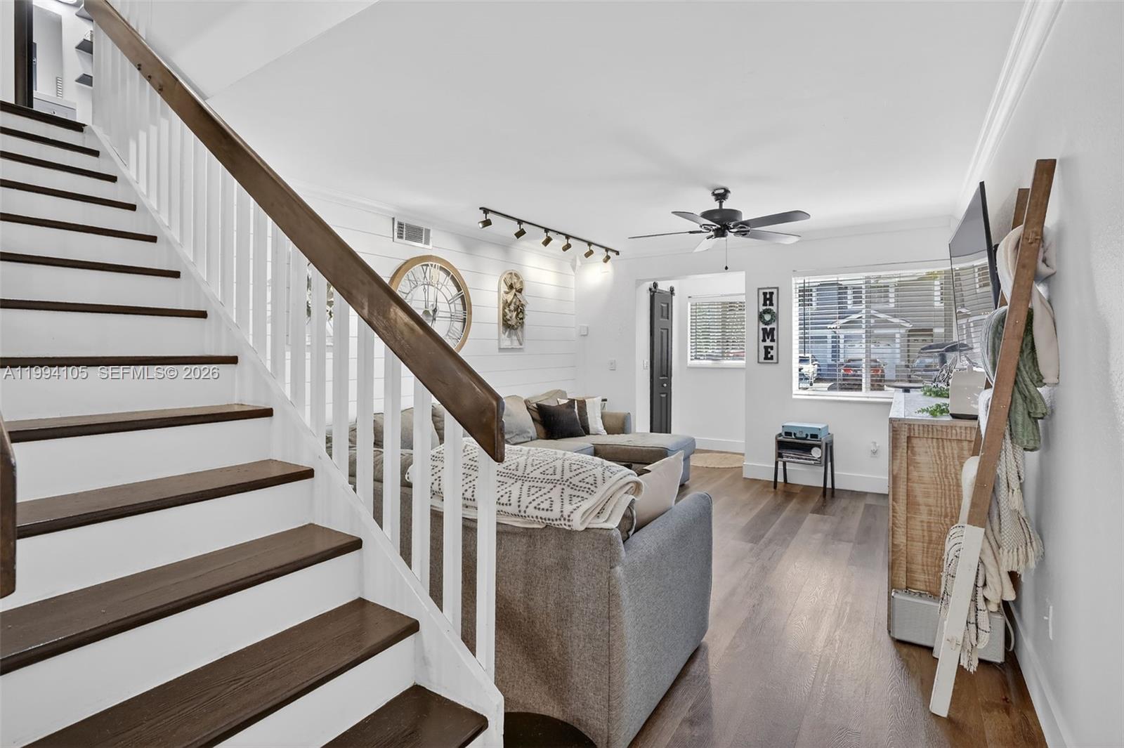 FLAMINGO GARDENS - Residential