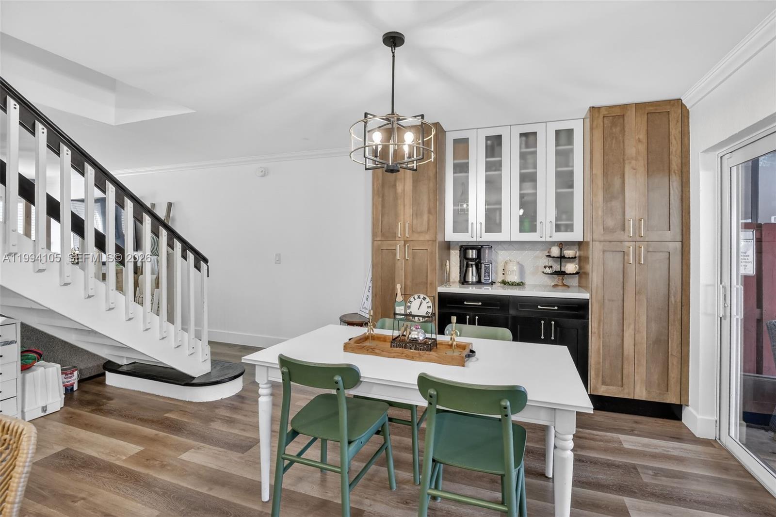 FLAMINGO GARDENS - Residential