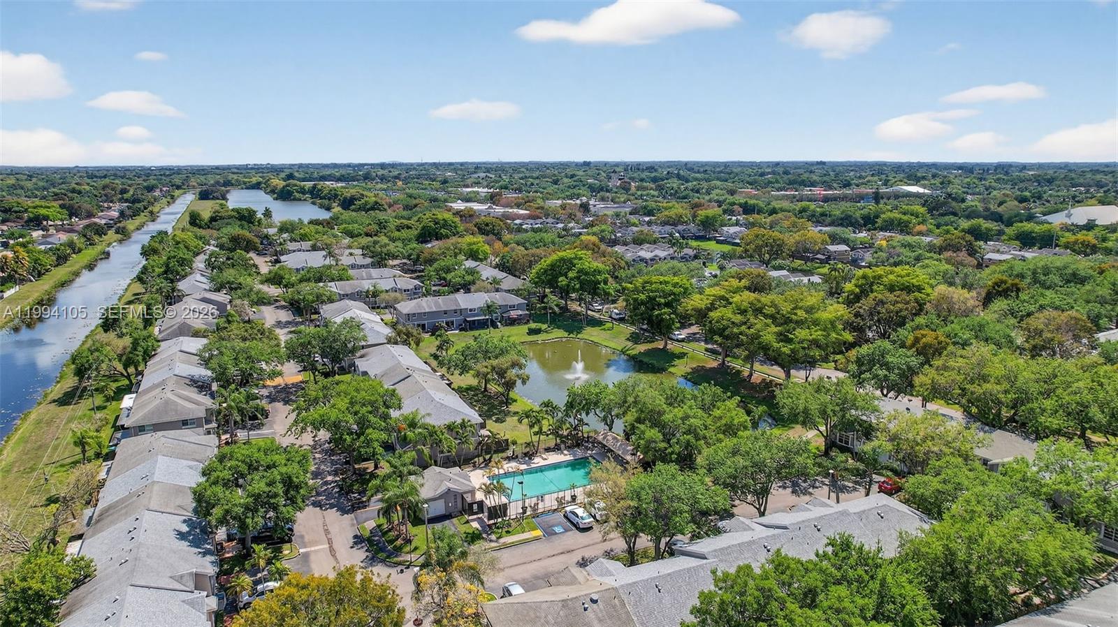 FLAMINGO GARDENS - Residential