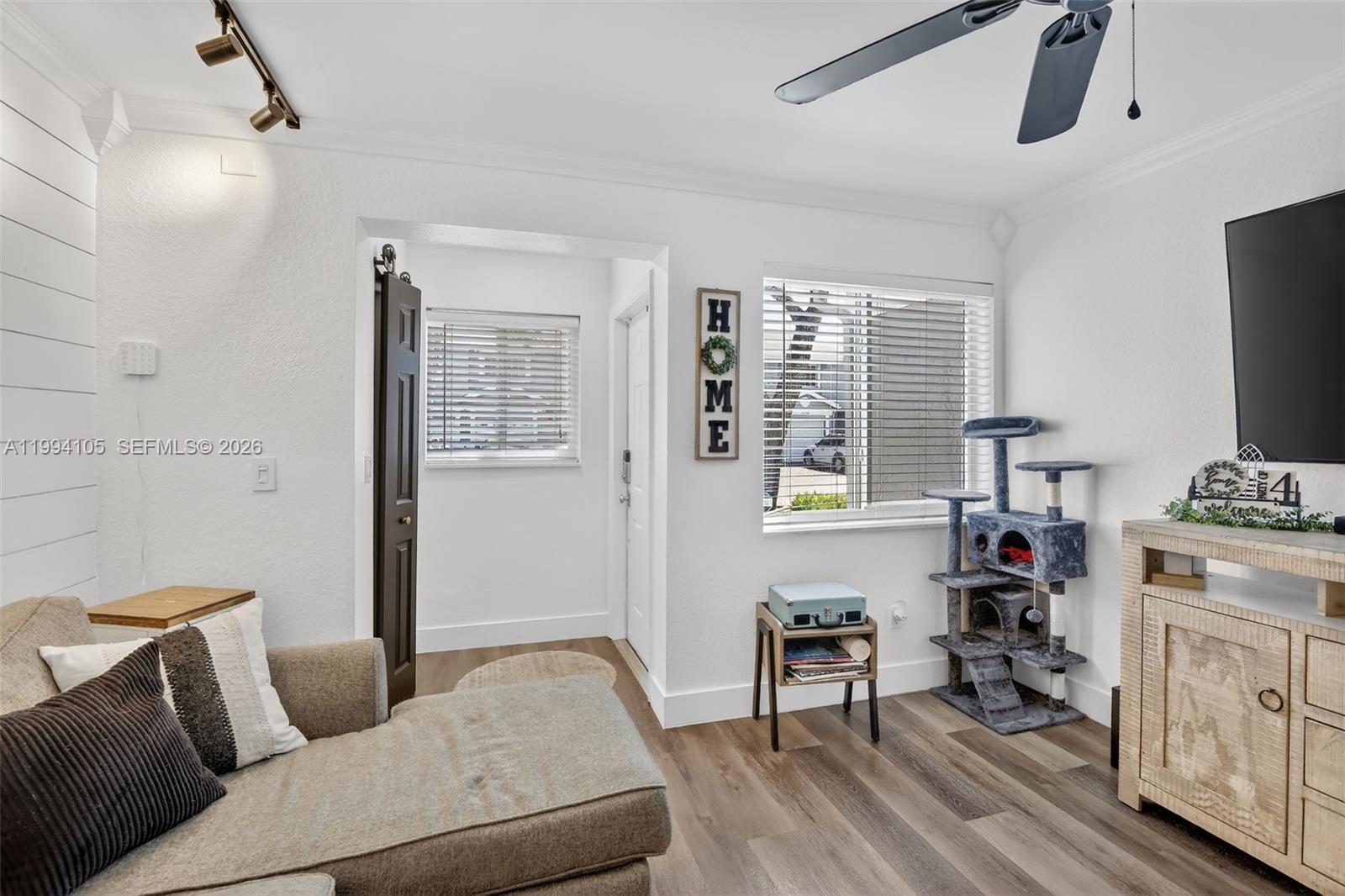 FLAMINGO GARDENS - Residential