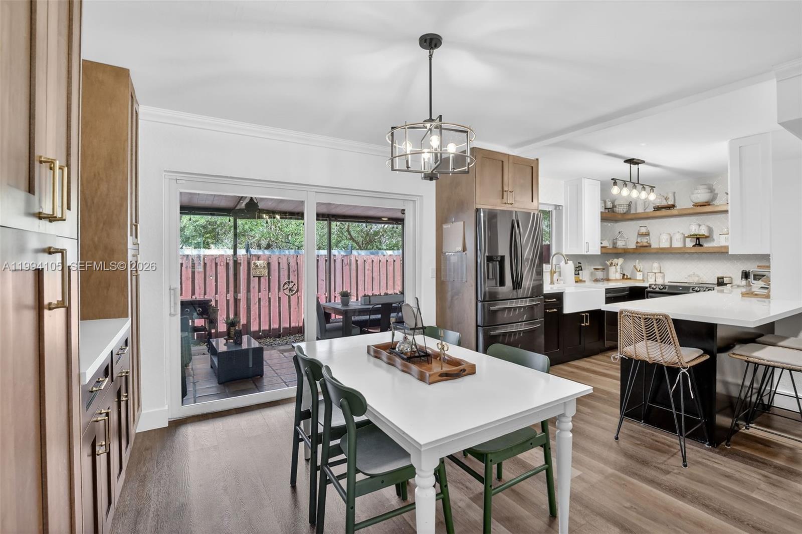 FLAMINGO GARDENS - Residential