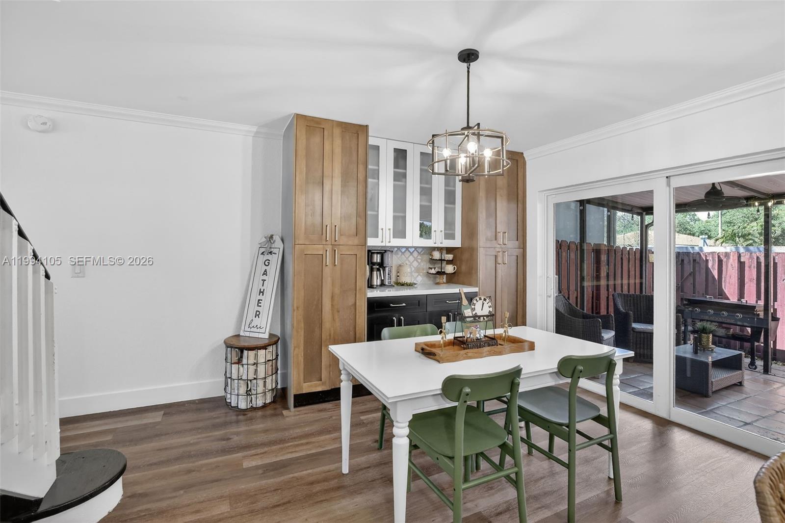 FLAMINGO GARDENS - Residential