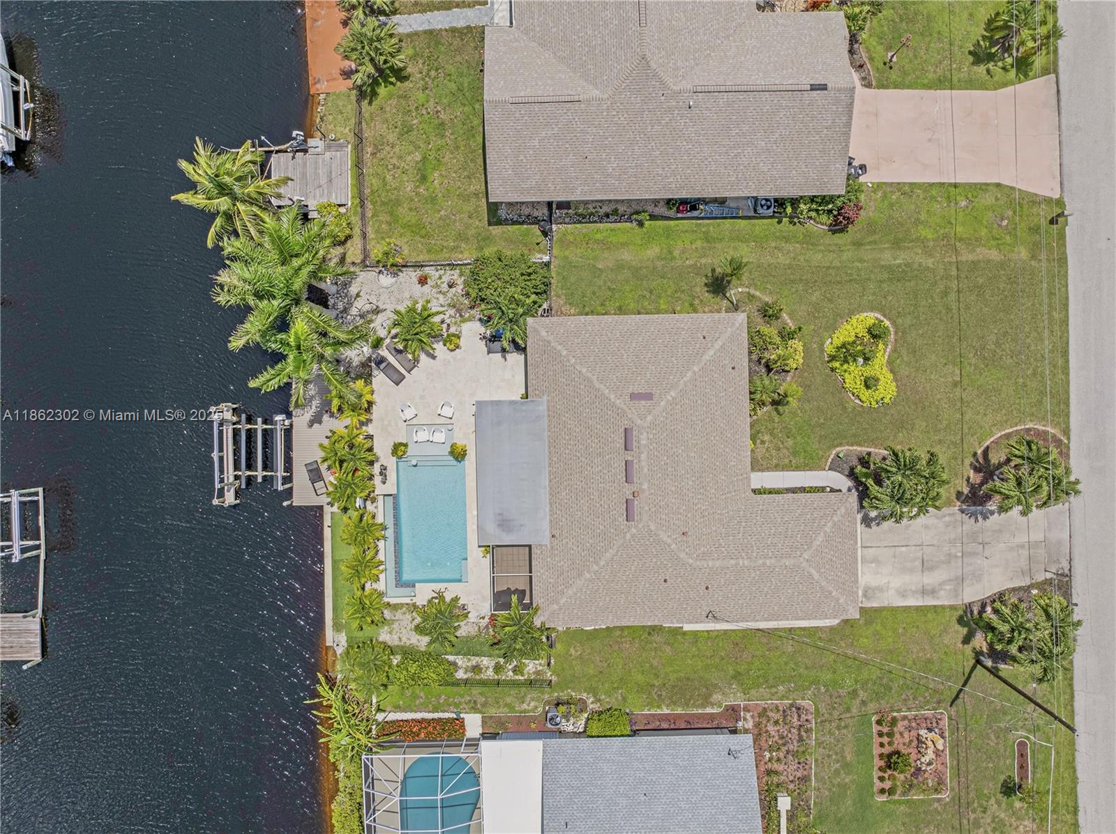 ISLAND PARK - Residential